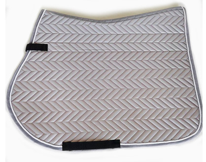 Custom Logo Reflective Silver Equestrian Saddle Pads Horsing Equipment In Spring