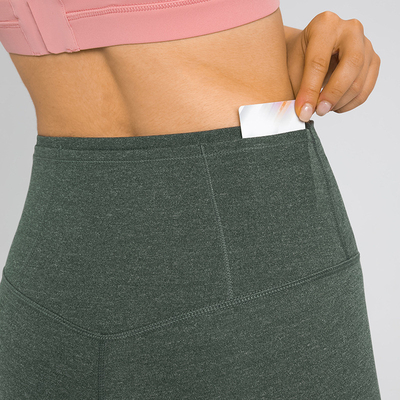 220gsm 80% Nylon Women Fitness Yoga Pants Shaping Multi Pocket Sports Leisure Capris